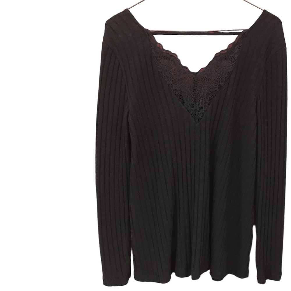 NWT Daytrip XS Long Sleeve Lace Top Buckle